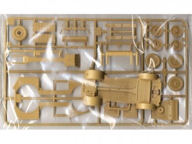 Tamiya - German Kübelwagen Type 82, 1/35, 35213 1 Tamiya - German Kübelwagen Type 82, 1/35, 35213 1