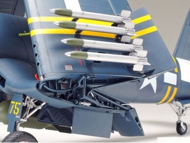 Tamiya - Vought F4U-1D Corsair, 1/32, 60327 5