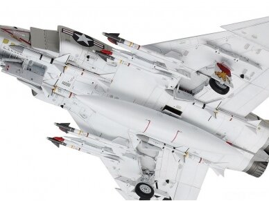 Tamiya - McDonnell Douglas F-4B Phantom II, 1/48, 61121 8