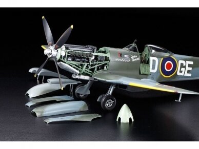 Tamiya - Supermarine Spitfire Mk.XVIe, 1/32, 60321 1 Tamiya - Supermarine Spitfire Mk.XVIe, 1/32, 60321 1