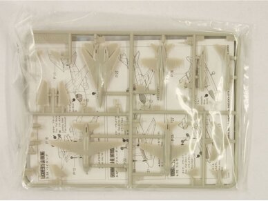 Tamiya - U.S. Navy Aircraft Set No. 1 2 F-14 Tomcat, 2 F-18A Hornet, 2 S-3A Viking, 2 A-6E Intruder, 2 A-7E Corsair II, 1/350, 78006 2