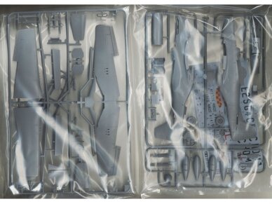 Tamiya - North American P-51D Mustang 8th AF, 1/48, 61040 2 Tamiya - North American P-51D Mustang 8th AF, 1/48, 61040 2