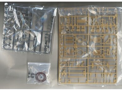 Tamiya - Panzerkampfwagen IV Ausf G. Early Production & Motorcycle Eastern Front, 1/35, 25209 10 Tamiya - Panzerkampfwagen IV Ausf G. Early Production & Motorcycle Eastern Front, 1/35, 25209 10