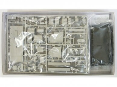 Tamiya - U.S. Armoured Personnel Carrier M113, 1/35, 35040 2 Tamiya - U.S. Armoured Personnel Carrier M113, 1/35, 35040 2