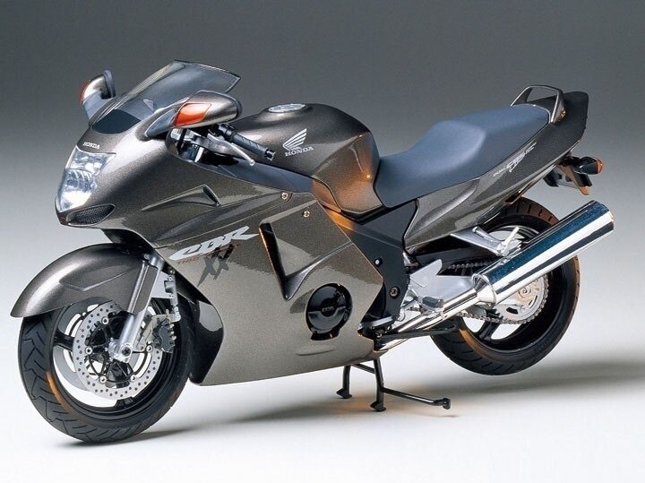 Tamiya - Honda CBR1100XX Super Blackbird, 1/12, 14070 1 Tamiya - Honda CBR1100XX Super Blackbird, 1/12, 14070 1