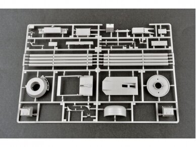 Trumpeter - Russian 9P140 TEL of 9K57 Uragan Multipl Launch Rocket System, 1/35, 01026 4