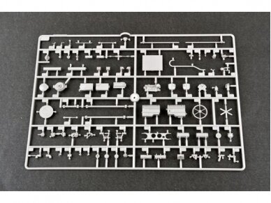 Trumpeter - Russian 9P140 TEL of 9K57 Uragan Multipl Launch Rocket System, 1/35, 01026 5