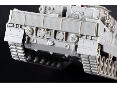 Trumpeter - Leopard 2A6EX main battle tank, export variant, 1/72, 07192 4 Trumpeter - Leopard 2A6EX main battle tank, export variant, 1/72, 07192 4