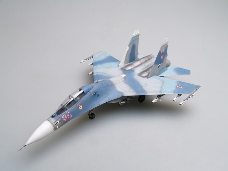 Trumpeter - Sukhoi Su-27UB Flanker C, 1/72, 01645 1 Trumpeter - Sukhoi Su-27UB Flanker C, 1/72, 01645 1